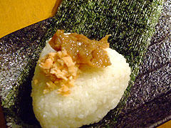 塩むすび(梅鮭)